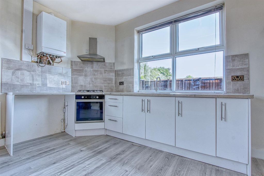 Property photo 3 of 11 Kitchen/Diner - Lounge