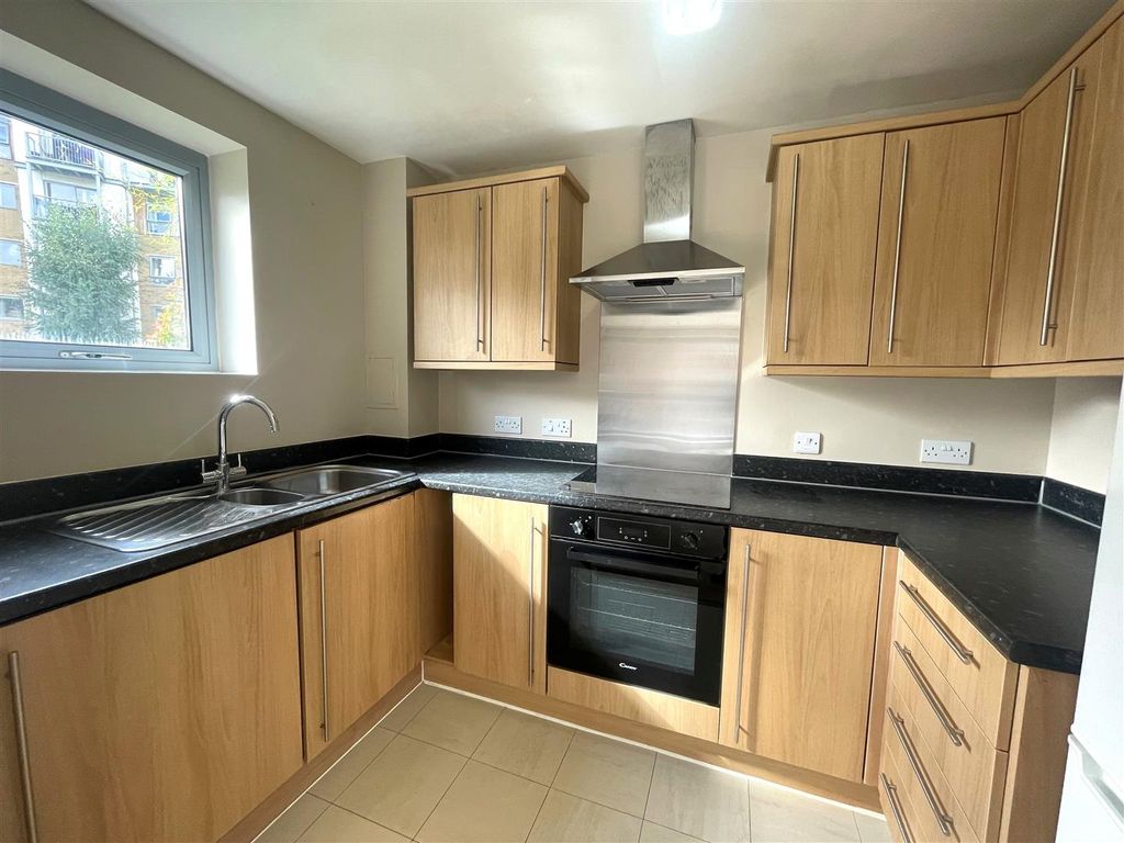 Property photo 3 of 14 14.Jpg
