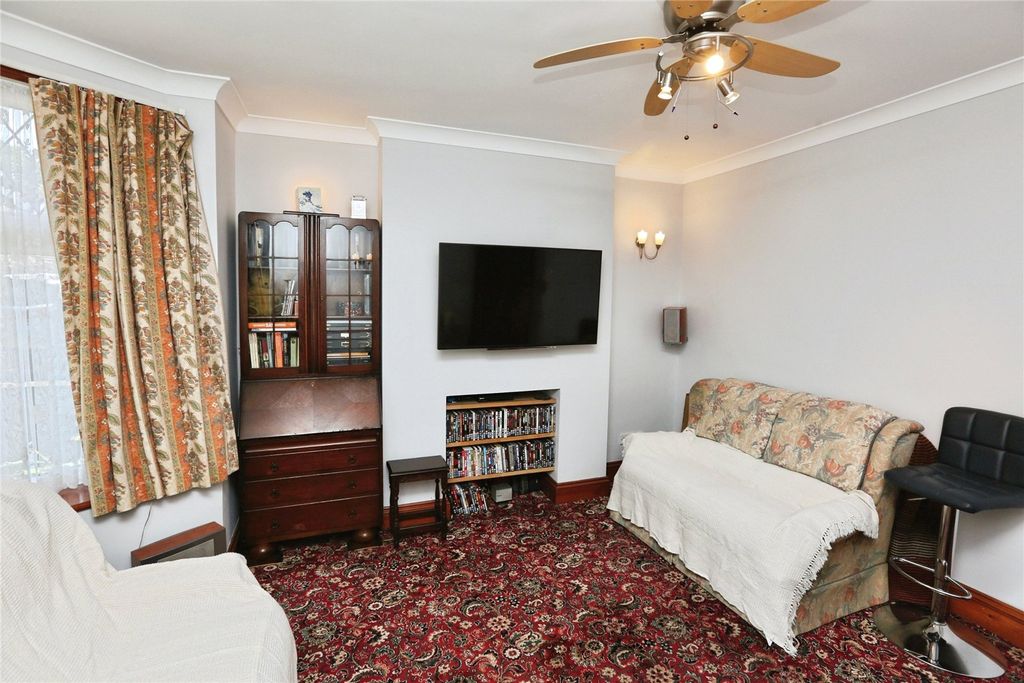 Property photo 3 of 17 Picture No. 20