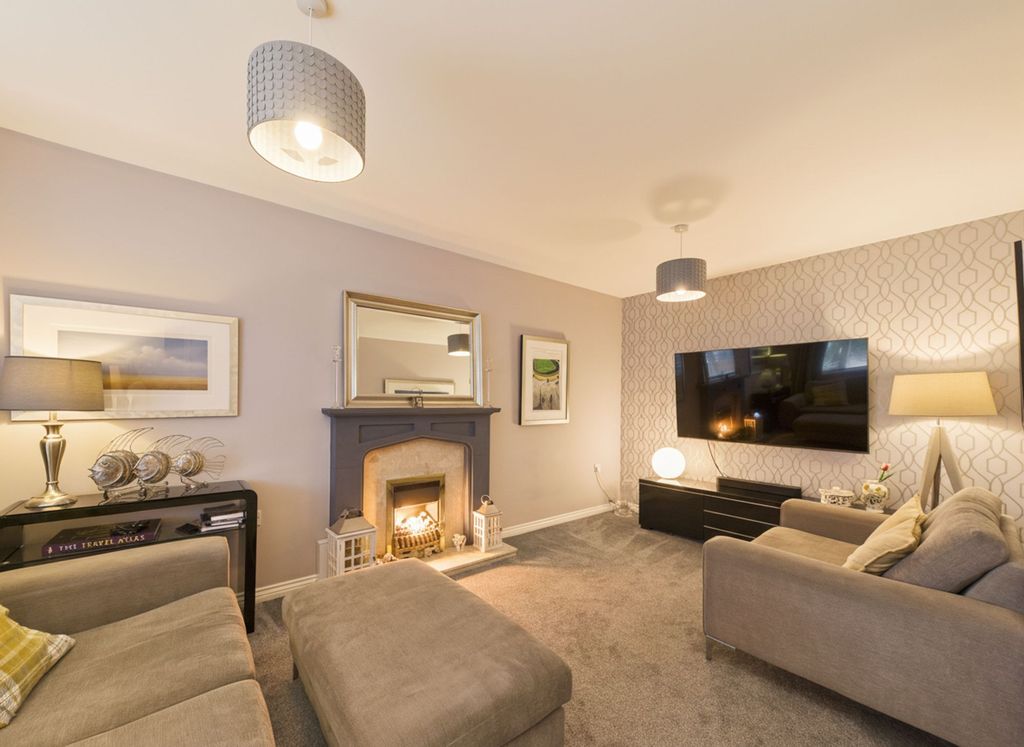 Property photo 3 of 15