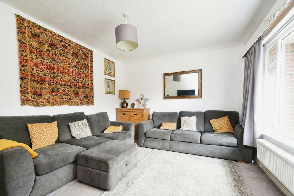 Additional image 4 of 5 bed detached bungalow for saleSwan Meadow, Pewsey SN9
