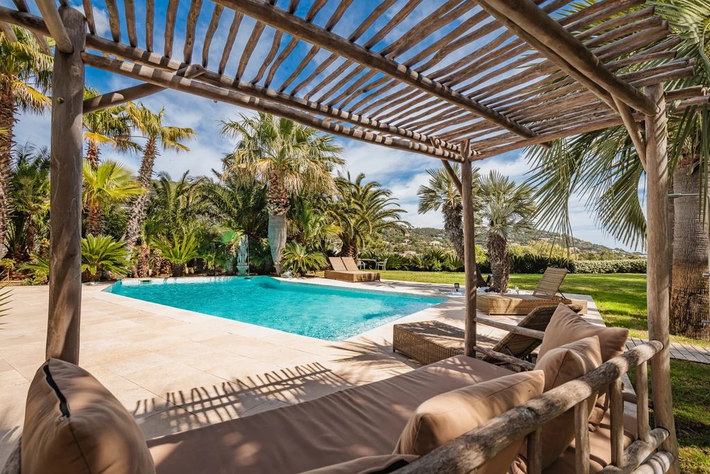 Property photo 2 of 7