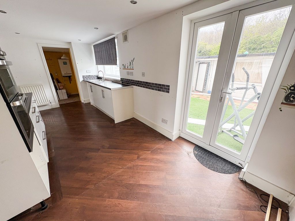 Property photo 2 of 12 Photo 1