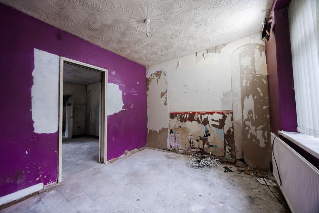 Property photo 3 of 18