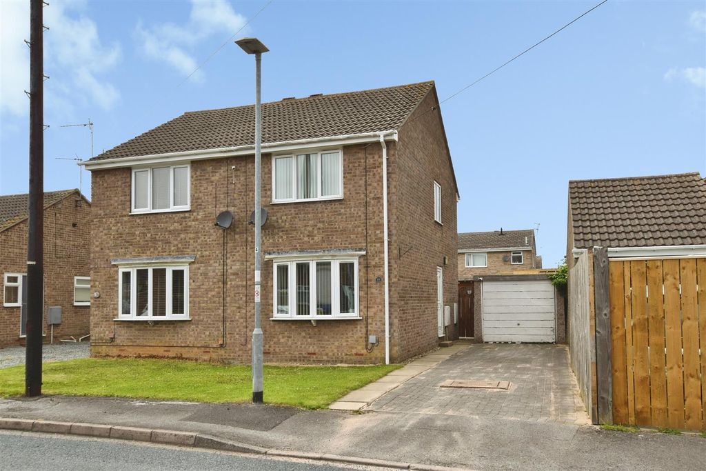 Property photo 1 of 13 E3E84505-Front 20Drive.Jpg