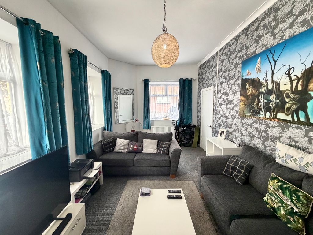 Property photo 3 of 19 Img_4287