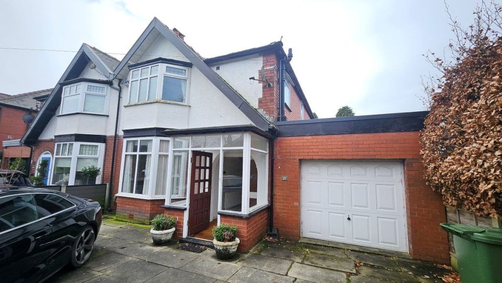 Property photo 2 of 33 2