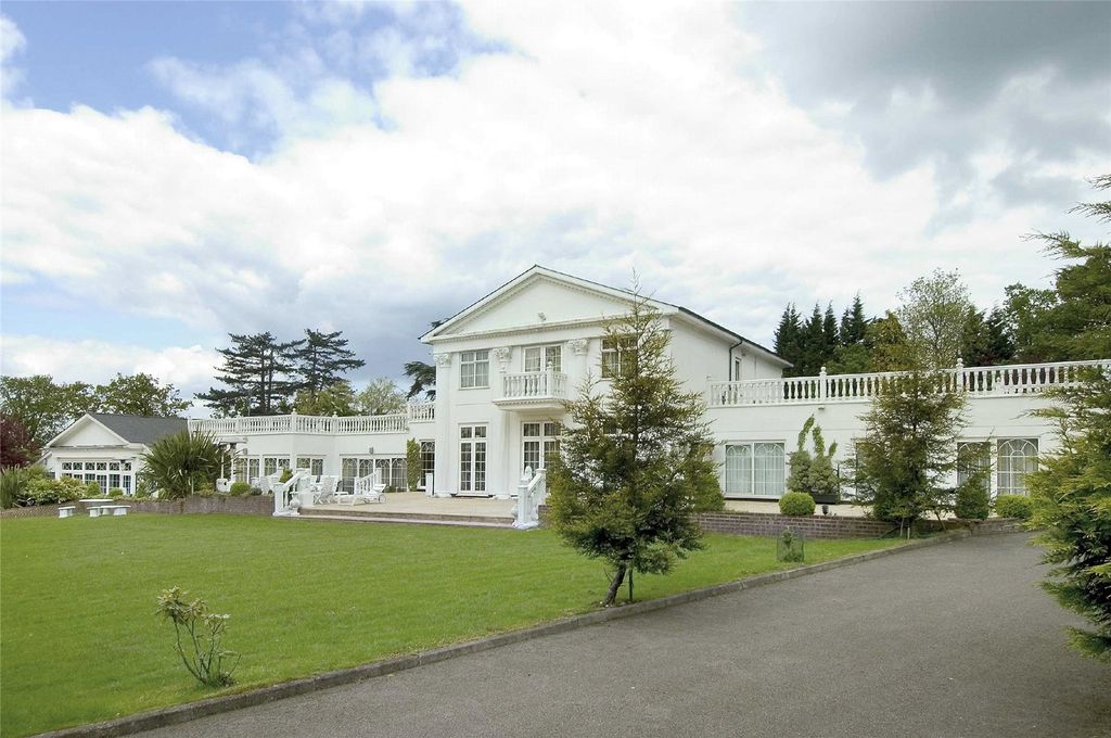 Property photo 3 of 22 Picture No. 04