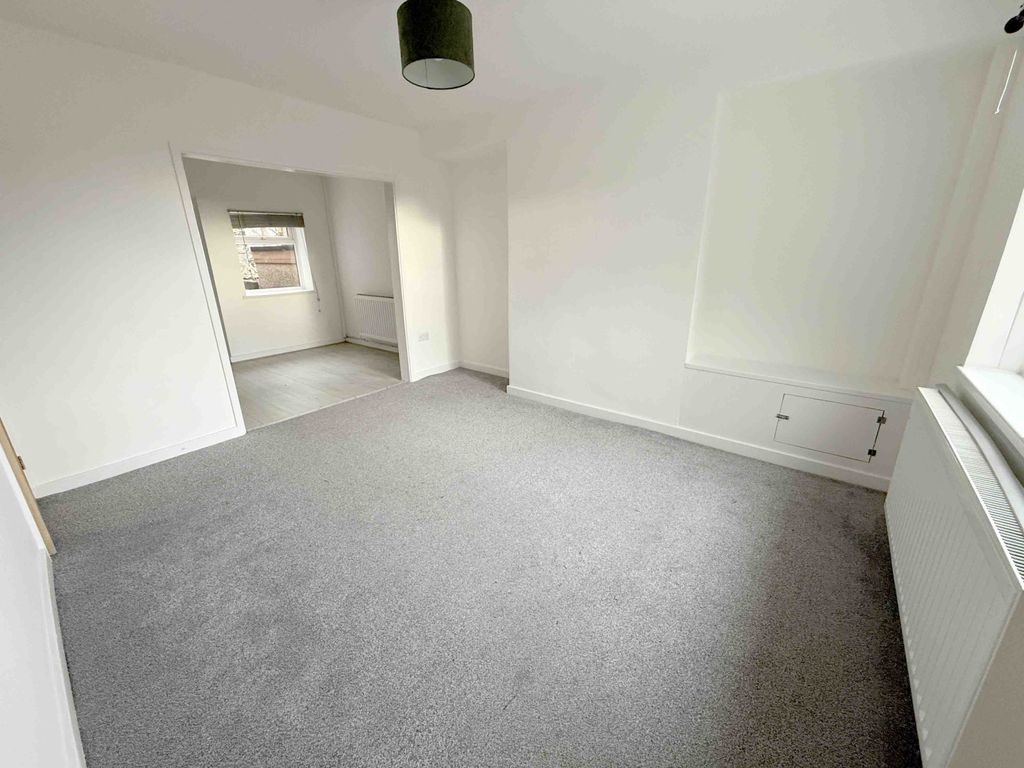 Property photo 2 of 14 Gallery