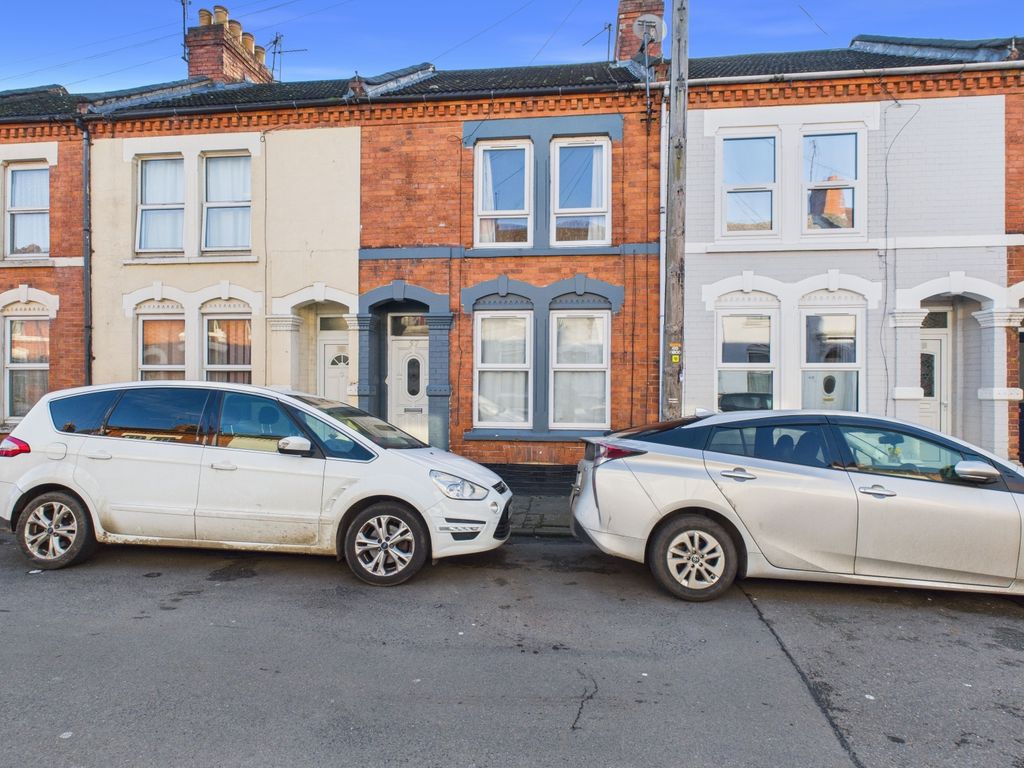 Property photo 1 of 11 Cam04922G0-Pr0107-Still002