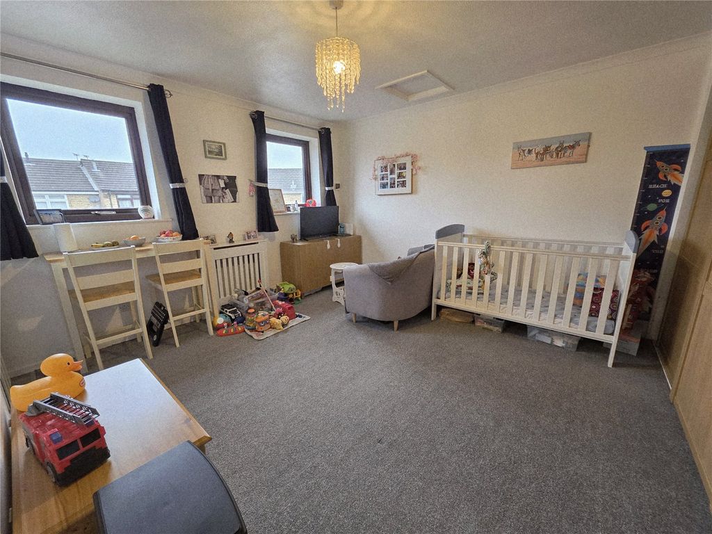Property photo 3 of 11 Picture No. 19
