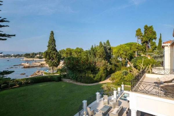 Property photo 2 of 7