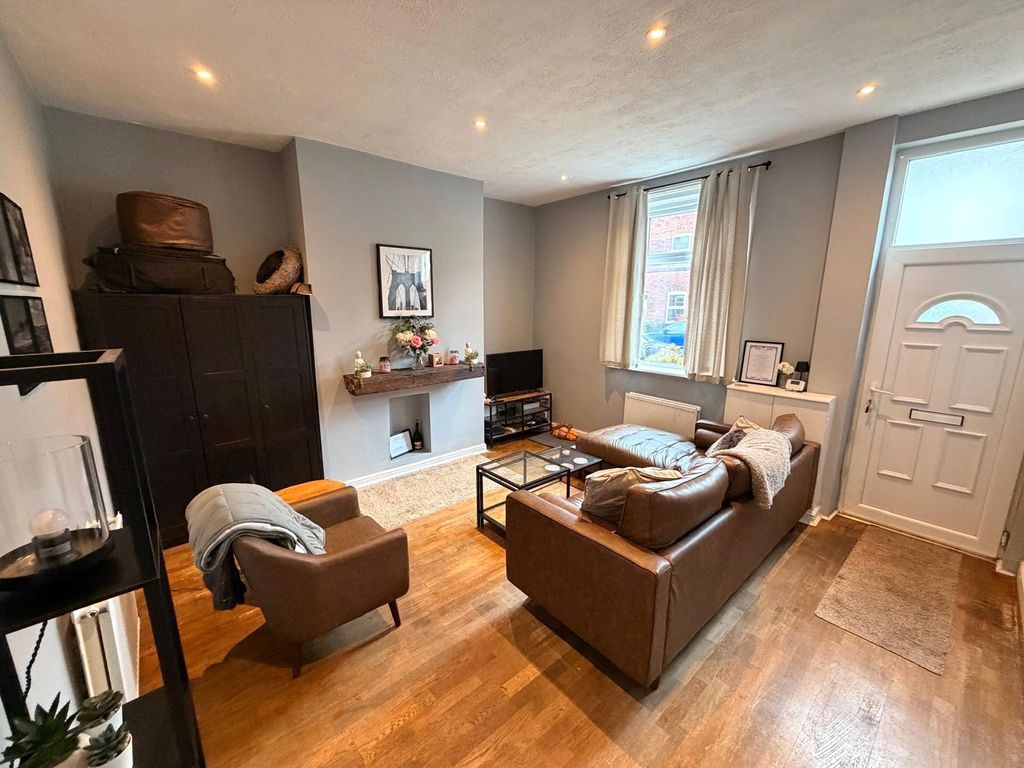 Property photo 2 of 12 Picture No. 02