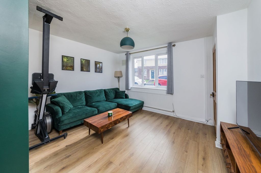 Property photo 2 of 15