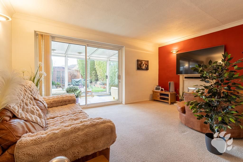 Property photo 3 of 26 Lounge / Diner