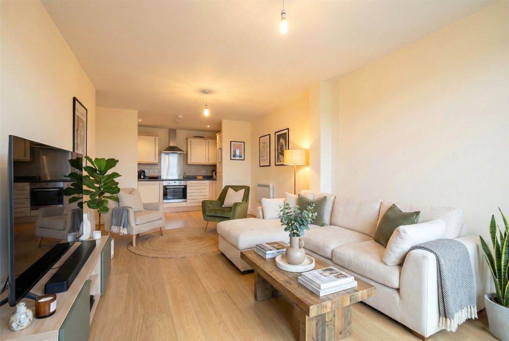 Property photo 1 of 7 Picture No. 18