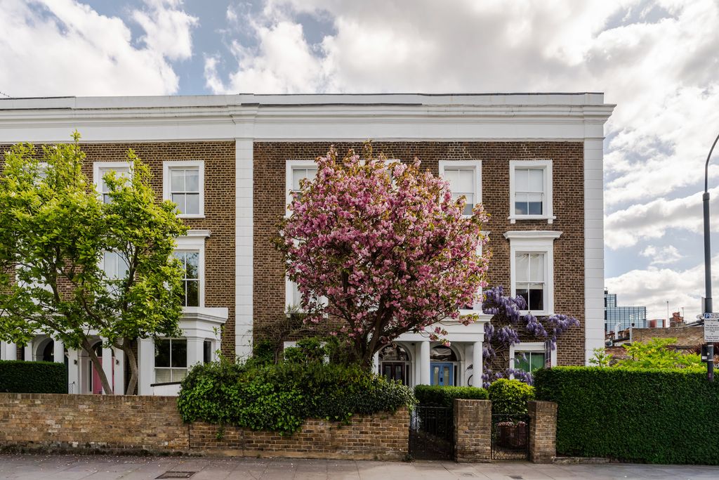 Property photo 2 of 25 338476 - 6 Ravenscourt Road-35.Jpeg