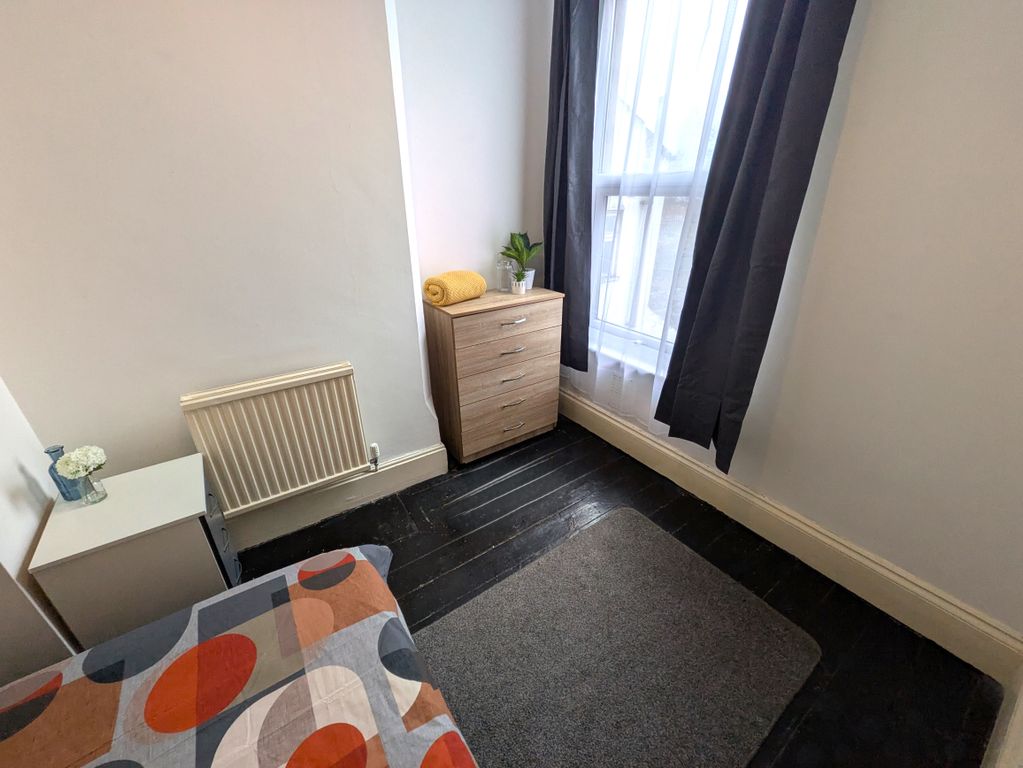 Property photo 3 of 3