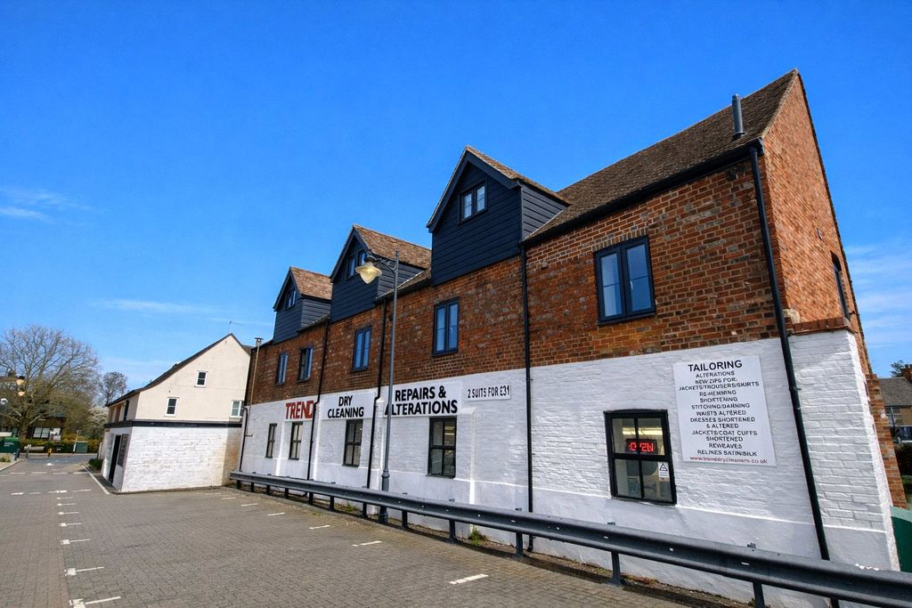 Property photo 1 of 7 Picture No. 06