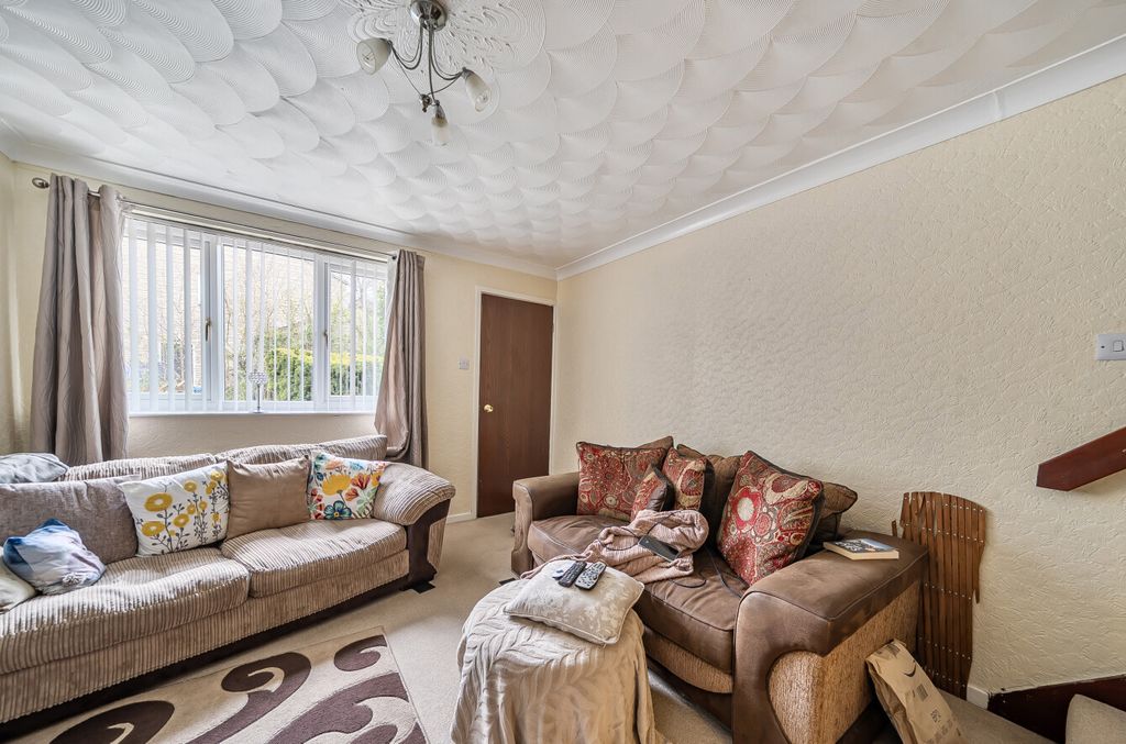 Property photo 2 of 11 1425883-6-69B2B1c...