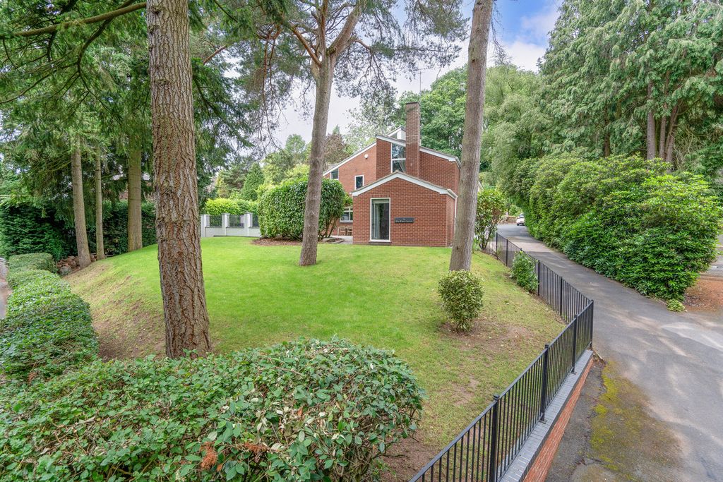 Additional image 33 of 4 bed detached house for saleThe Court House, Barnetts Lane, Kidderminster DY10