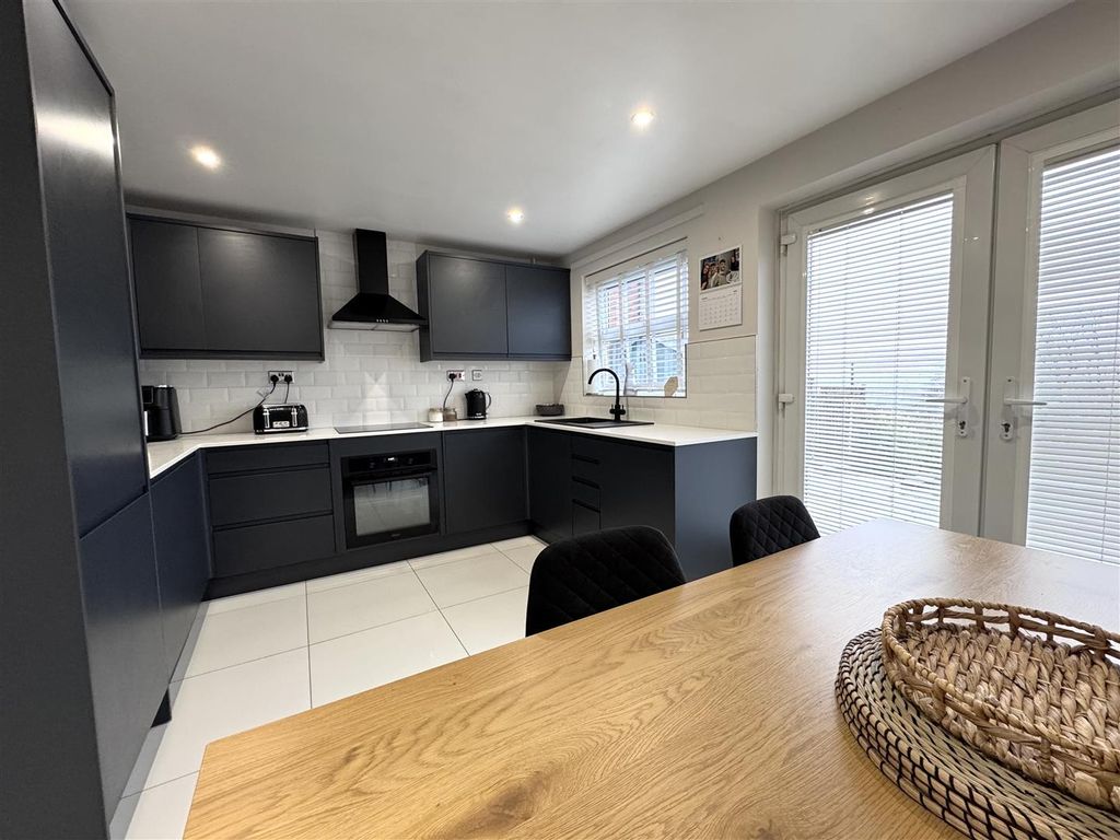 Property photo 3 of 38 Img_2460.Jpeg