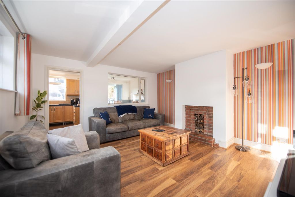 Property photo 2 of 16 Living Room