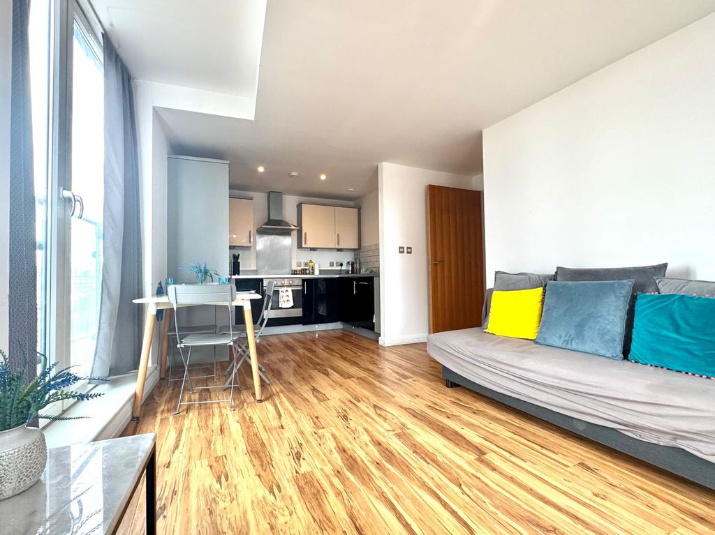 Property photo 1 of 6