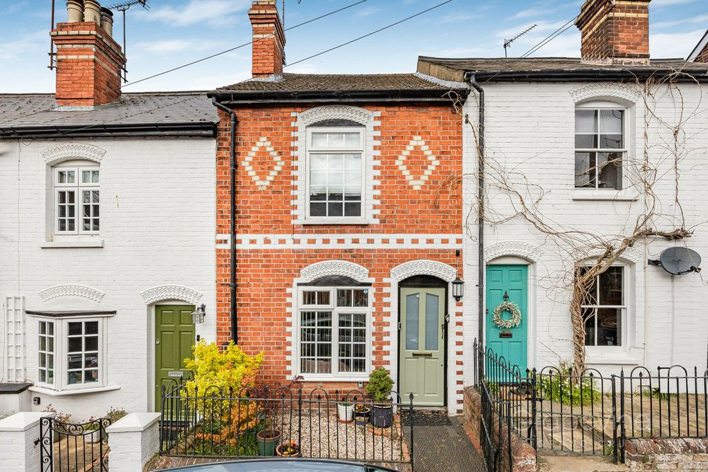 Property photo 1 of 20