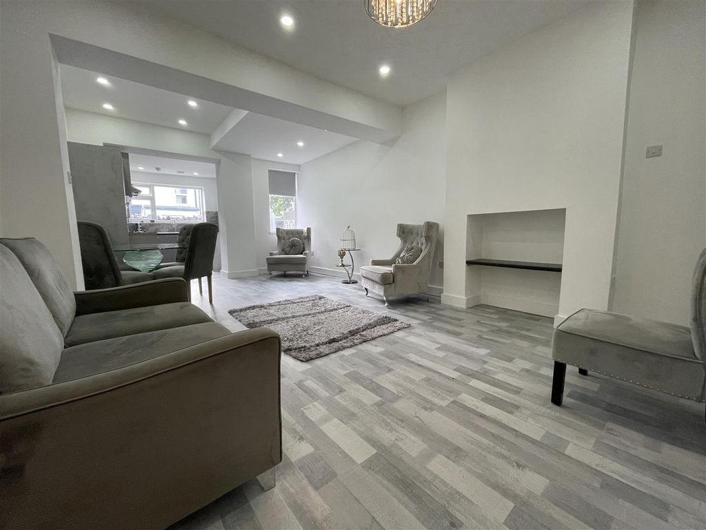 Property photo 1 of 10 Img_2822.Jpg