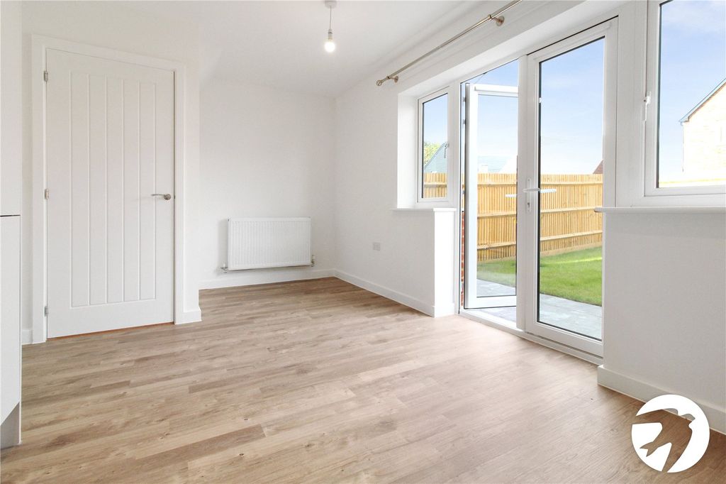 Property photo 3 of 11 Kitchen/Diner