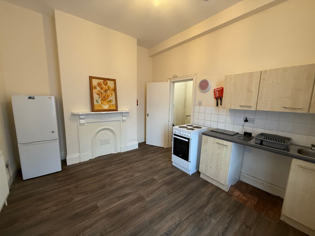 Property photo 2 of 7 Img_9860