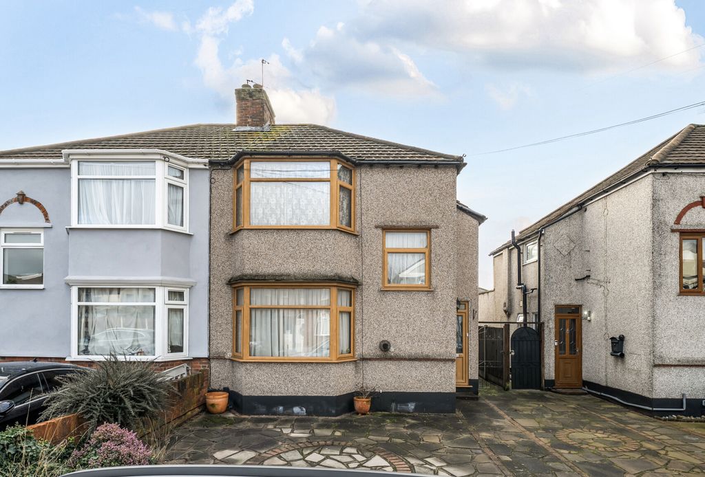 Property photo 1 of 19 1403272-1-698382d...