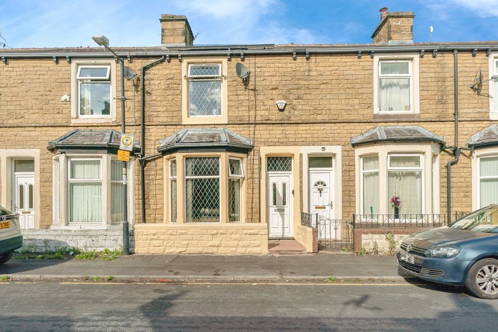 Property photo 1 of 15 Picture No. 02