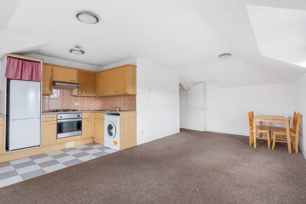 Property photo 3 of 11 Img_9243.Jpg