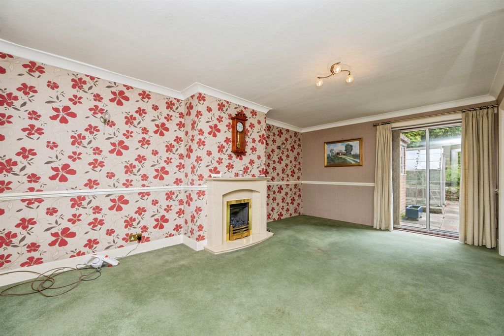 Property photo 3 of 19