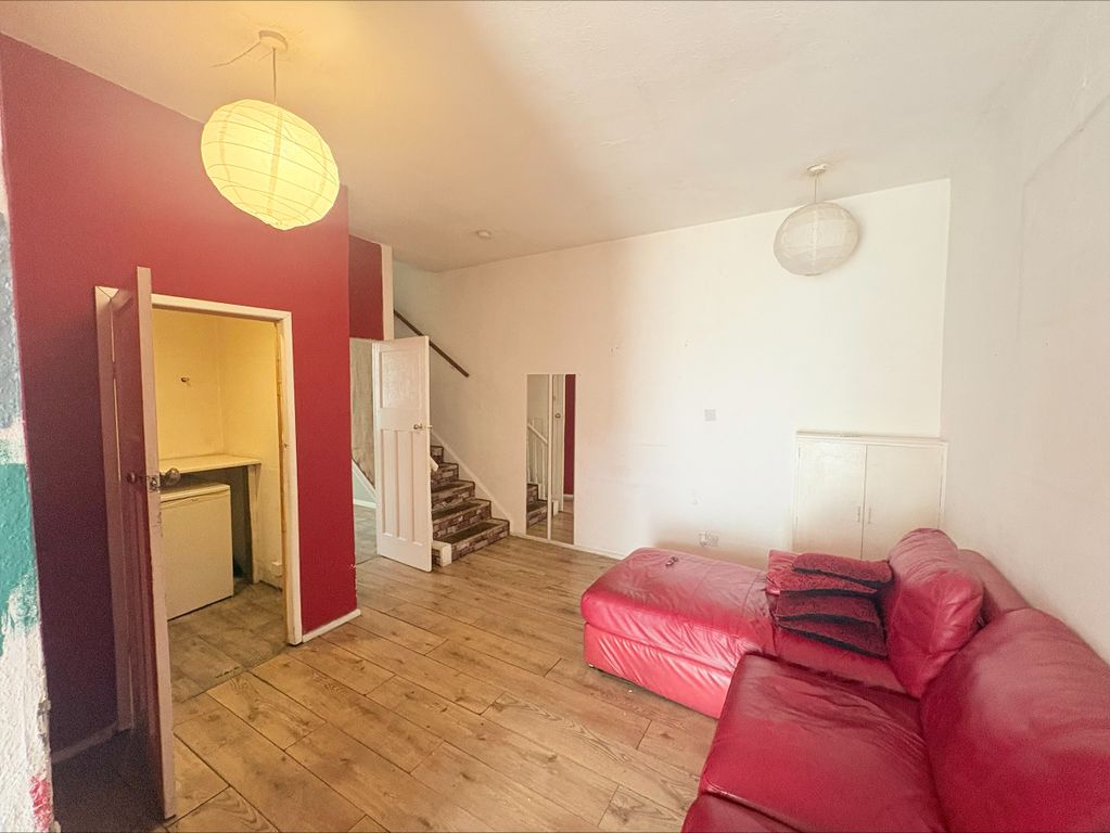 Property photo 3 of 17