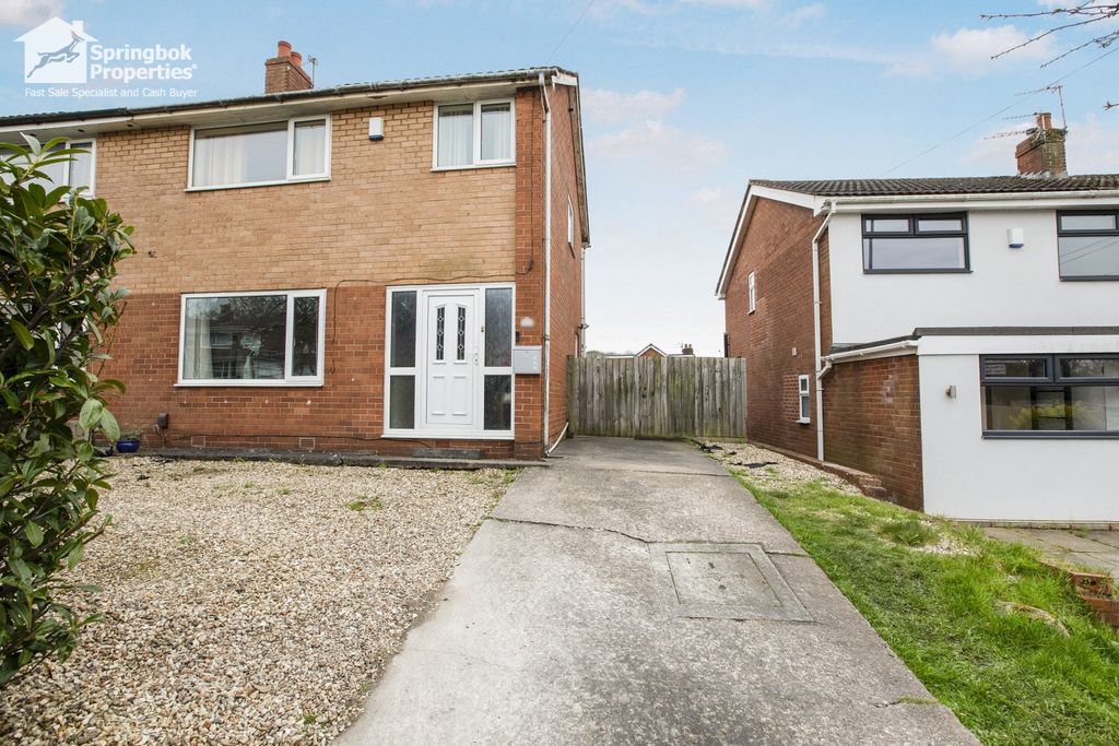 Property photo 1 of 14 Front View