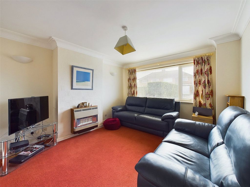 Property photo 2 of 21 Picture No. 02