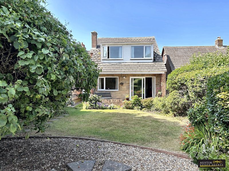 Property photo 1 of 14 Photo 3