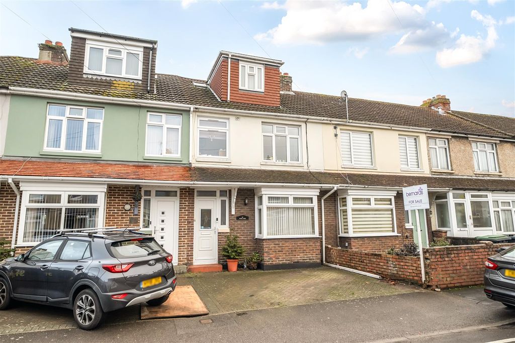 Property photo 2 of 15 Exterior