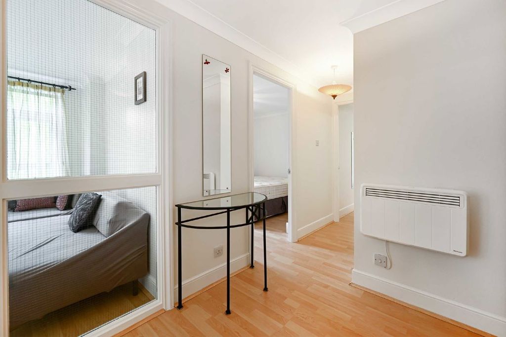 Property photo 3 of 9