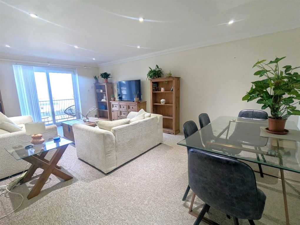 Property photo 2 of 18 Pxl_20260303_163728634.Jpg