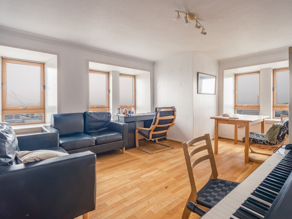 Property photo 1 of 7 4846290