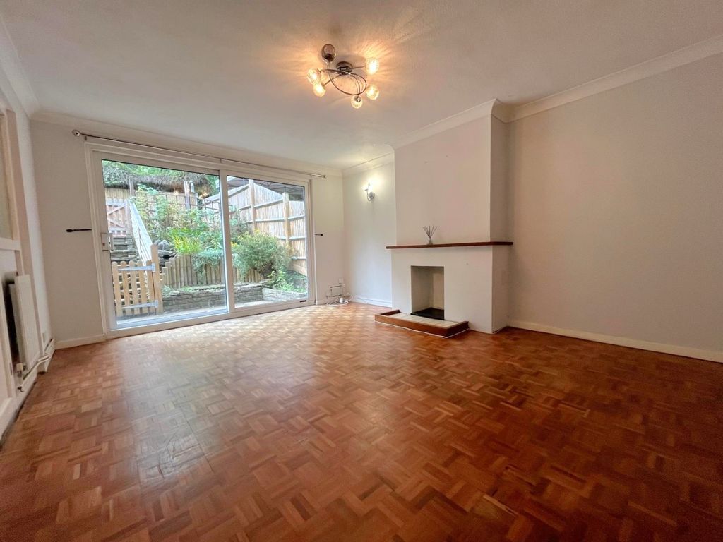 Property photo 3 of 9 Living Room