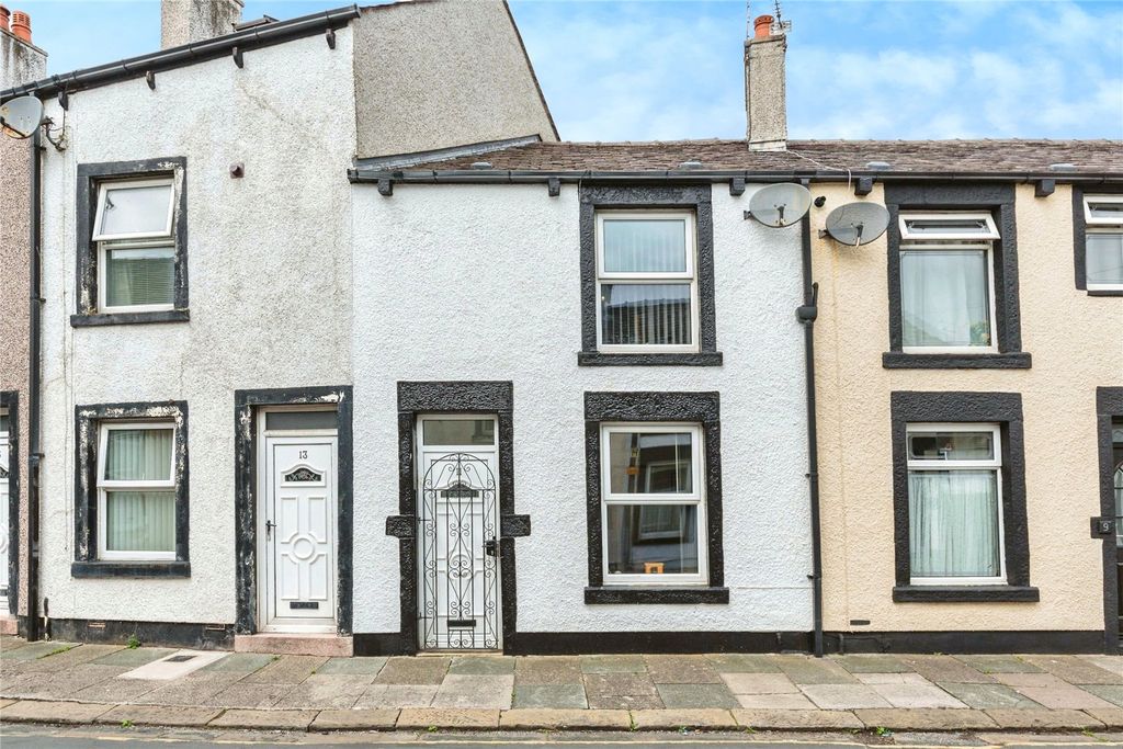 Property photo 1 of 16 Front