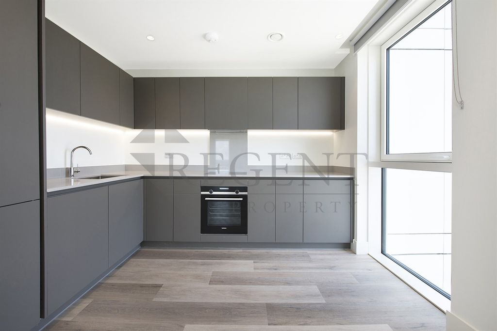 Property photo 3 of 8 Kitchen View