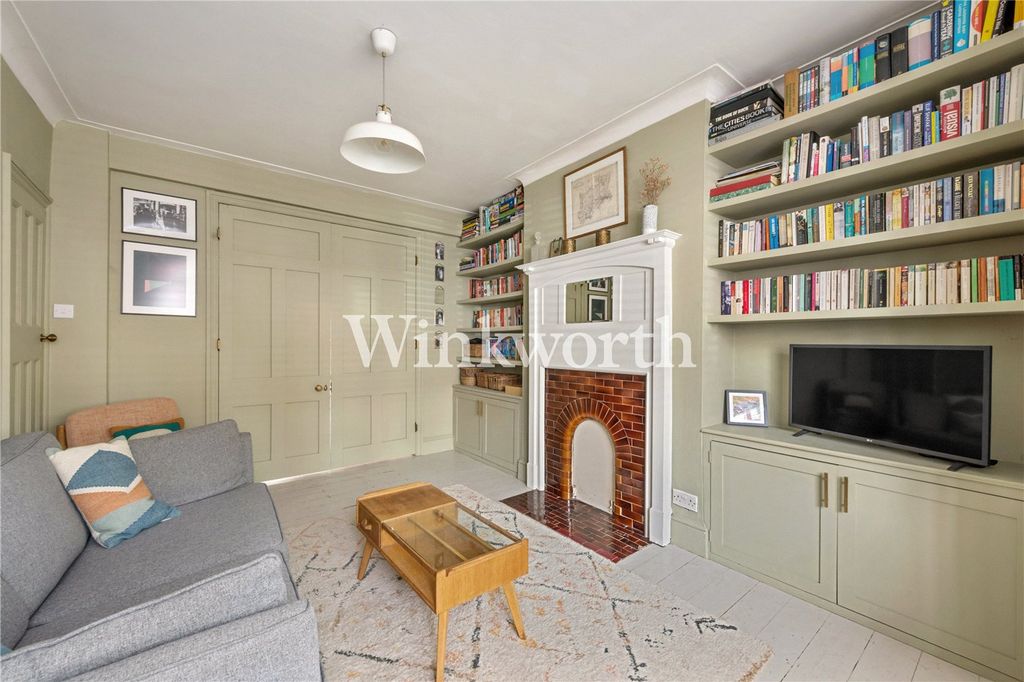 Property photo 3 of 22 Picture No. 13