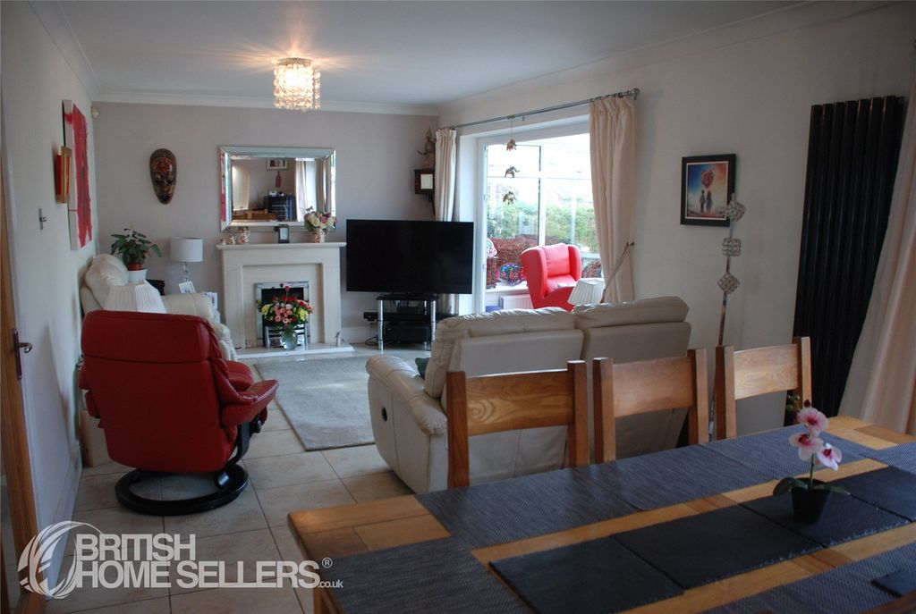 Property photo 3 of 20 Picture No. 20