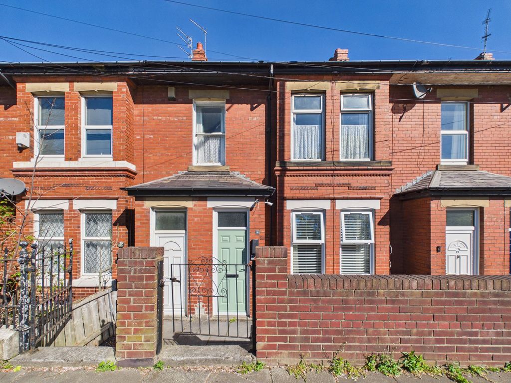 Property photo 1 of 11 External